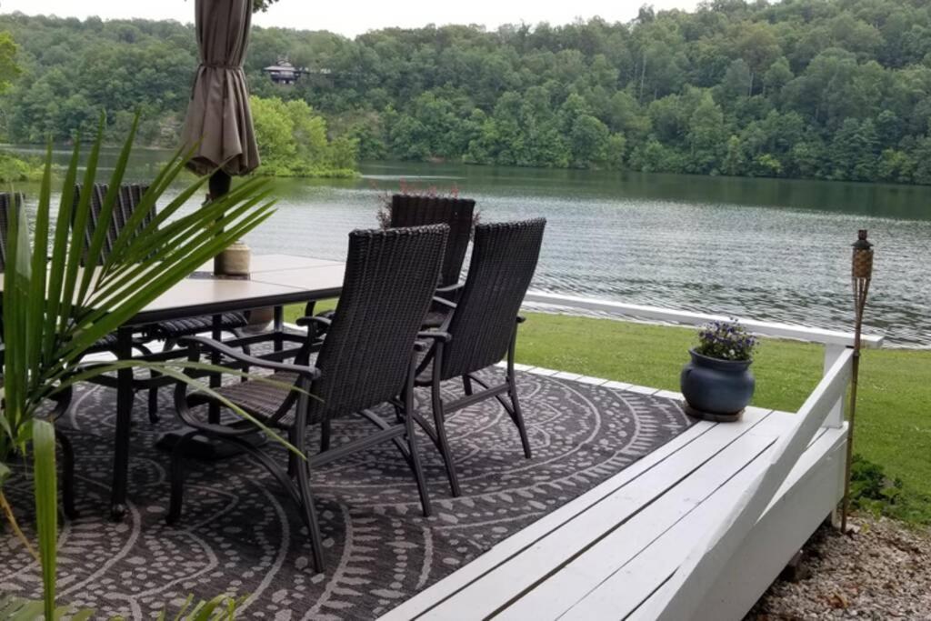 Lakehouse Has Spectacular View Plus Easy Access! Rogers Buitenkant foto